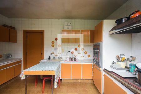 Casa para alugar com 450m², 4 quartos e 5 vagas Casa para alugar com 450m², 4 quartos e 5 vagasCozinha