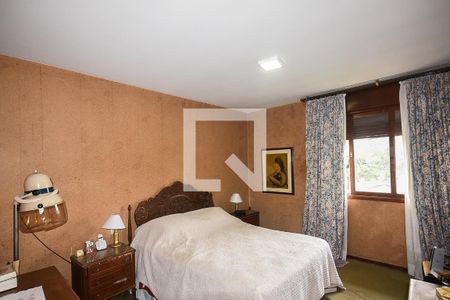 Casa para alugar com 450m², 4 quartos e 5 vagas Casa para alugar com 450m², 4 quartos e 5 vagasSuíte 2