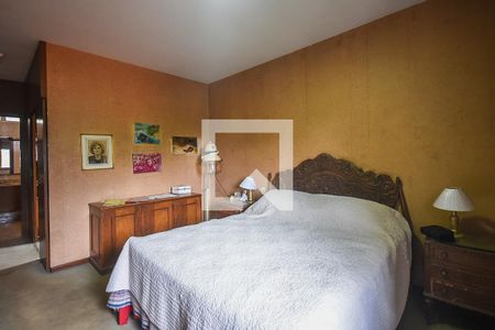 Casa para alugar com 450m², 4 quartos e 5 vagas Casa para alugar com 450m², 4 quartos e 5 vagasSuíte 2