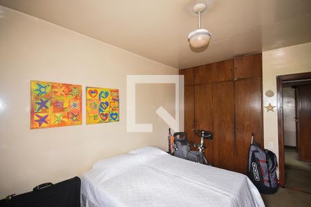 Casa para alugar com 450m², 4 quartos e 5 vagas Casa para alugar com 450m², 4 quartos e 5 vagasSuíte 1