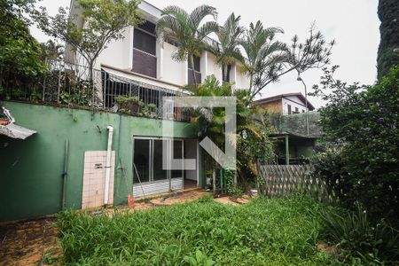Casa para alugar com 450m², 4 quartos e 5 vagas Casa para alugar com 450m², 4 quartos e 5 vagasQuintal