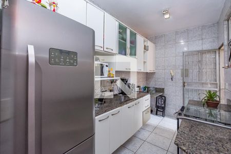 Casa de condomínio à venda com 100m², 2 quartos e 1 vaga Casa de condomínio à venda com 100m², 2 quartos e 1 vagaCozinha