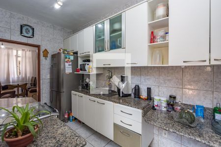 Casa de condomínio à venda com 100m², 2 quartos e 1 vaga Casa de condomínio à venda com 100m², 2 quartos e 1 vagaCozinha