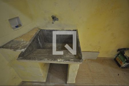 Casa à venda com 125m², 5 quartos e 1 vagaÁrea de Serviço 