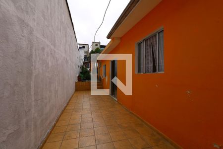 Casa à venda com 160m², 3 quartos e 2 vagasCorredor