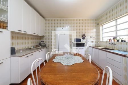 Casa à venda com 189m², 3 quartos e 2 vagasCozinha