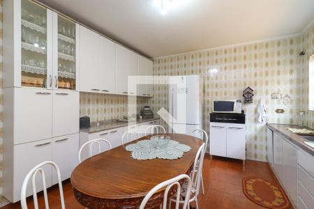 Casa à venda com 189m², 3 quartos e 2 vagasCozinha