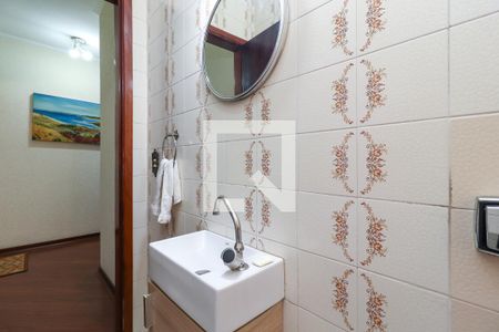 Casa à venda com 189m², 3 quartos e 2 vagasLavabo