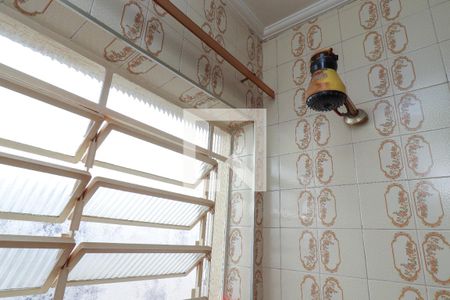 Casa à venda com 189m², 3 quartos e 2 vagasBanheiro 2