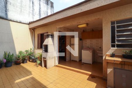 Casa à venda com 189m², 3 quartos e 2 vagasQuintal
