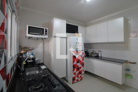 Casa à venda com 109m², 3 quartos e 2 vagasCozinha