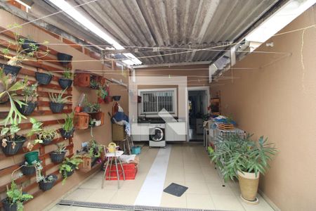 Casa à venda com 109m², 3 quartos e 2 vagasÁrea de Serviço