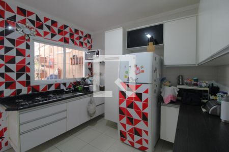 Casa à venda com 109m², 3 quartos e 2 vagasCozinha