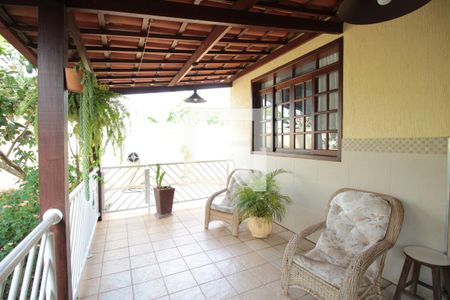 Casa à venda com 320m², 3 quartos e 4 vagasArea Gourmet