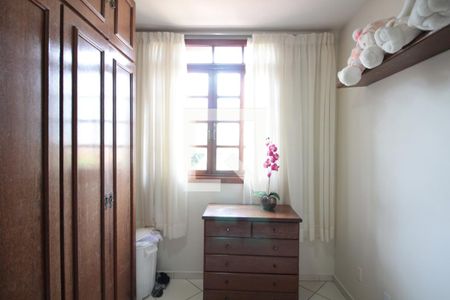 Casa à venda com 320m², 3 quartos e 4 vagasQuarto 2