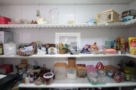 Casa à venda com 320m², 3 quartos e 4 vagasDespensa