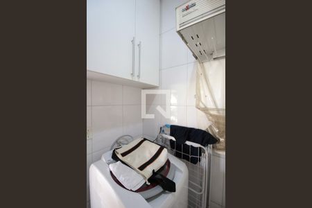 Casa à venda com 320m², 3 quartos e 4 vagasArea de Serviço