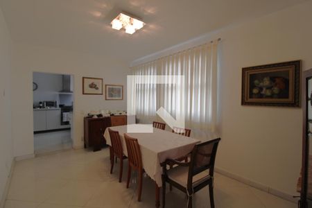 Apartamento à venda com 411m², 4 quartos e 3 vagasCopa