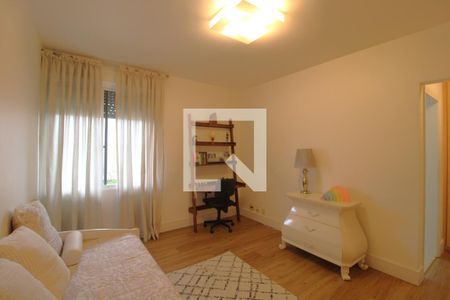 Apartamento à venda com 411m², 4 quartos e 3 vagasSuíte 2