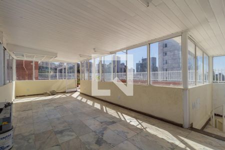 Apartamento à venda com 248m², 4 quartos e 1 vaga Apartamento à venda com 248m², 4 quartos e 1 vagaÁrea comum