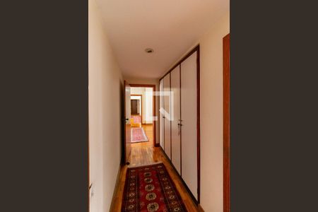 Apartamento à venda com 250m², 4 quartos e 2 vagasCorredor