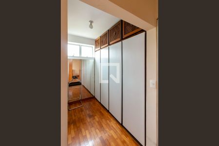 Apartamento à venda com 250m², 4 quartos e 2 vagasQuarto Suíte