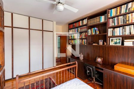 Apartamento à venda com 250m², 4 quartos e 2 vagasQuarto 2