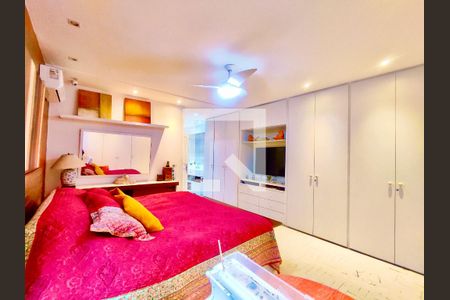 Casa à venda com 600m², 6 quartos e 2 vagas Casa à venda com 600m², 6 quartos e 2 vagasSuíte