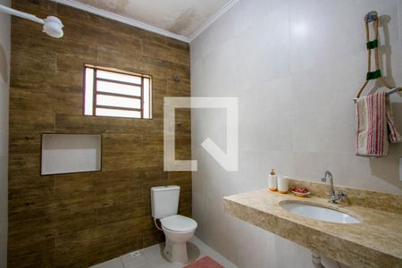 Casa à venda com 165m², 3 quartos e 2 vagasBanheiro social 1
