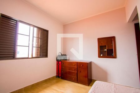 Casa à venda com 165m², 3 quartos e 2 vagasQuarto 3