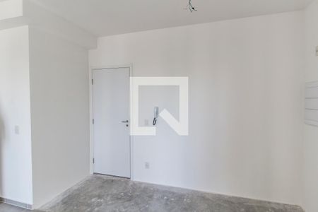 Sala de TV de apartamento à venda com 2 quartos, 52m² em Alphaville Empresarial, Barueri