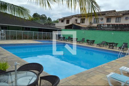 Casa de condomínio à venda com 107m², 3 quartos e 2 vagasSaúna