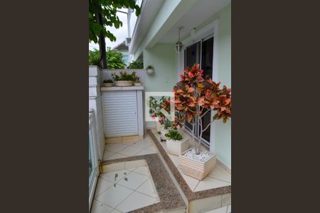 Casa de condomínio à venda com 107m², 3 quartos e 2 vagasEntrada da Sala 