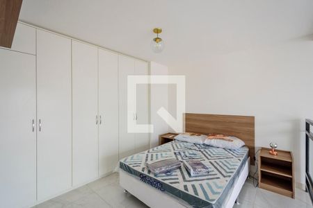 Quarto de apartamento para alugar com 1 quarto, 45m² em Azenha, Porto Alegre