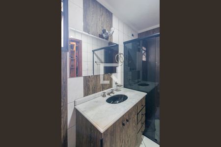 Apartamento à venda com 134m², 4 quartos e 2 vagas Apartamento à venda com 134m², 4 quartos e 2 vagasBanheiro da Suíte