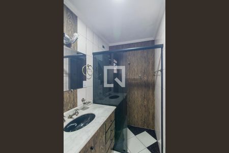 Apartamento à venda com 134m², 4 quartos e 2 vagas Apartamento à venda com 134m², 4 quartos e 2 vagasBanheiro da Suíte