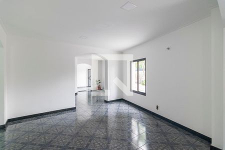 Apartamento à venda com 134m², 4 quartos e 2 vagas Apartamento à venda com 134m², 4 quartos e 2 vagasSalão de Festas