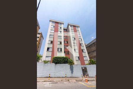 Apartamento à venda com 56m², 2 quartos e 1 vaga Apartamento à venda com 56m², 2 quartos e 1 vagaFachada