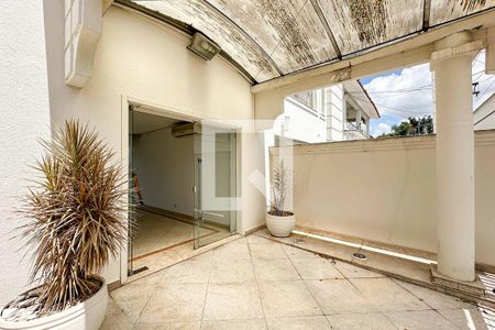 Casa à venda com 700m², 8 quartos e 2 vagasGaragem