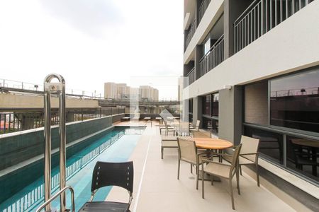 Apartamento à venda com 26m², 1 quarto e sem vagaPiscina