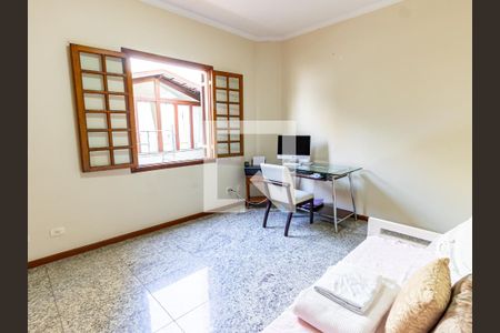 Casa à venda com 300m², 4 quartos e 3 vagas Casa à venda com 300m², 4 quartos e 3 vagasSuíte 2