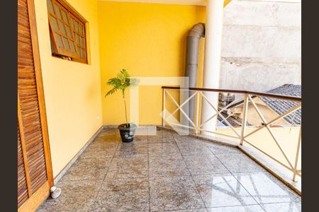 Casa à venda com 300m², 4 quartos e 3 vagas Casa à venda com 300m², 4 quartos e 3 vagasVaranda da Suíte 3