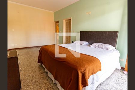 Casa à venda com 300m², 4 quartos e 3 vagas Casa à venda com 300m², 4 quartos e 3 vagasSuíte 3