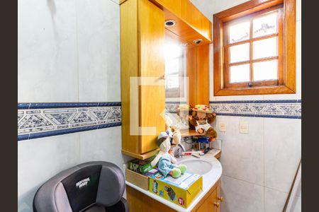 Casa à venda com 300m², 4 quartos e 3 vagas Casa à venda com 300m², 4 quartos e 3 vagasBanheiro da Suíte 2