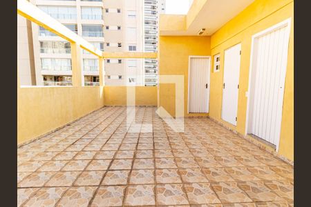 Casa à venda com 300m², 4 quartos e 3 vagas Casa à venda com 300m², 4 quartos e 3 vagasTerraço