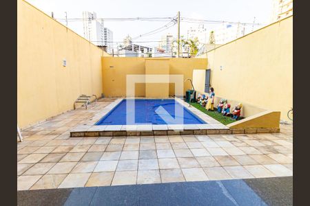 Casa à venda com 300m², 4 quartos e 3 vagas Casa à venda com 300m², 4 quartos e 3 vagasPiscina e Churrasqueira