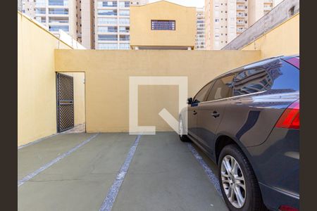 Casa à venda com 300m², 4 quartos e 3 vagas Casa à venda com 300m², 4 quartos e 3 vagasGaragem