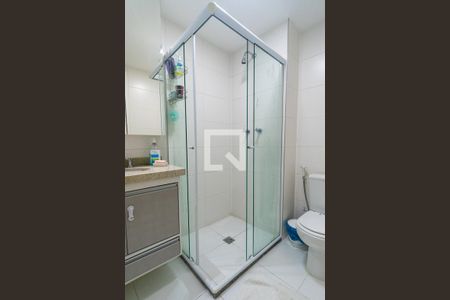 Apartamento à venda com 74m², 2 quartos e 1 vagaBanheiro Social Detalhe