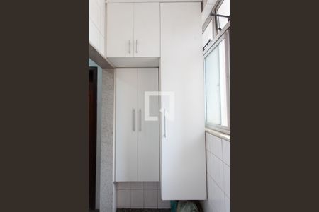 Apartamento à venda com 75m², 3 quartos e 1 vaga Apartamento à venda com 75m², 3 quartos e 1 vagaÁrea de Serviço