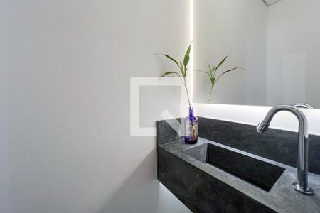Lavabo de apartamento para alugar com 2 quartos, 100m² em Itaim Bibi, São Paulo